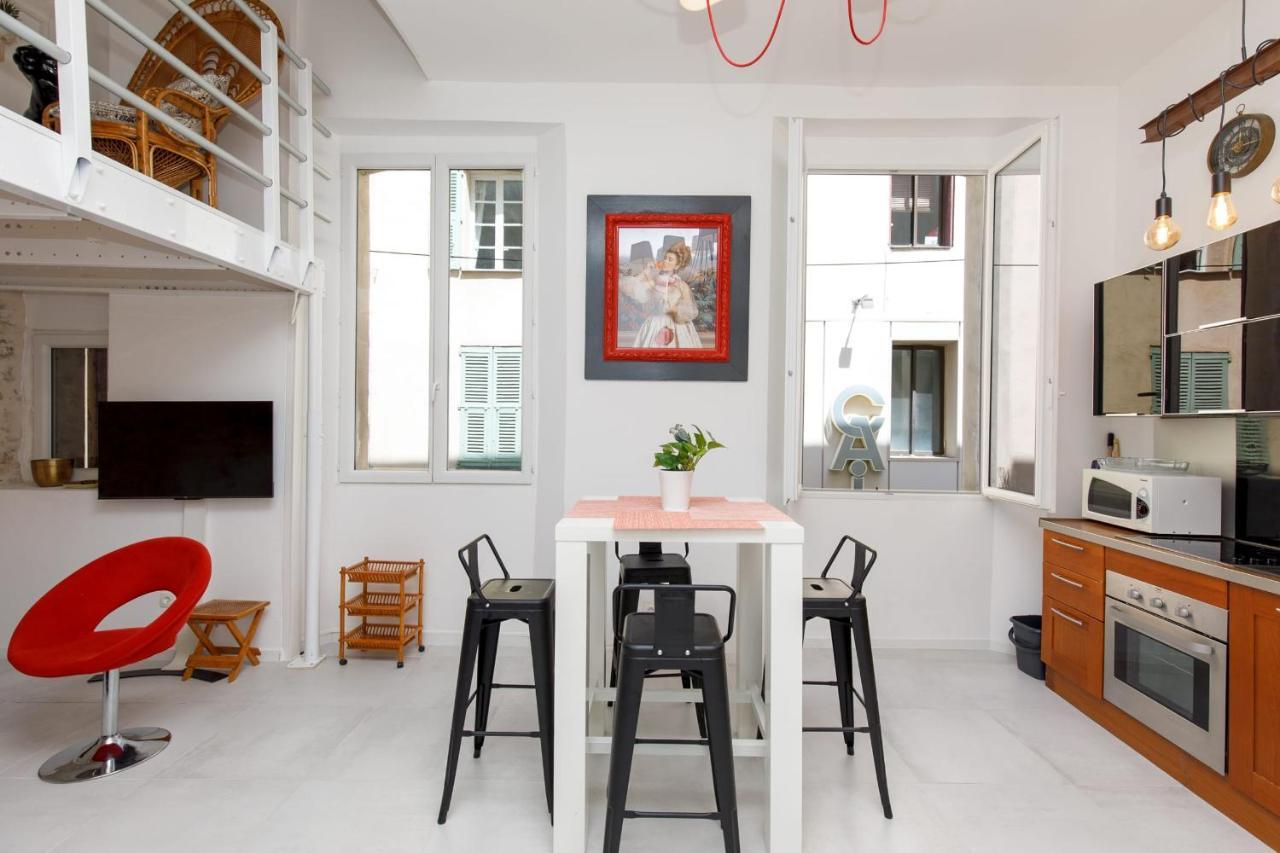 Superb Air-Conditioned Loft In The Heart Of Viel Antibesアパートメント エクステリア 写真